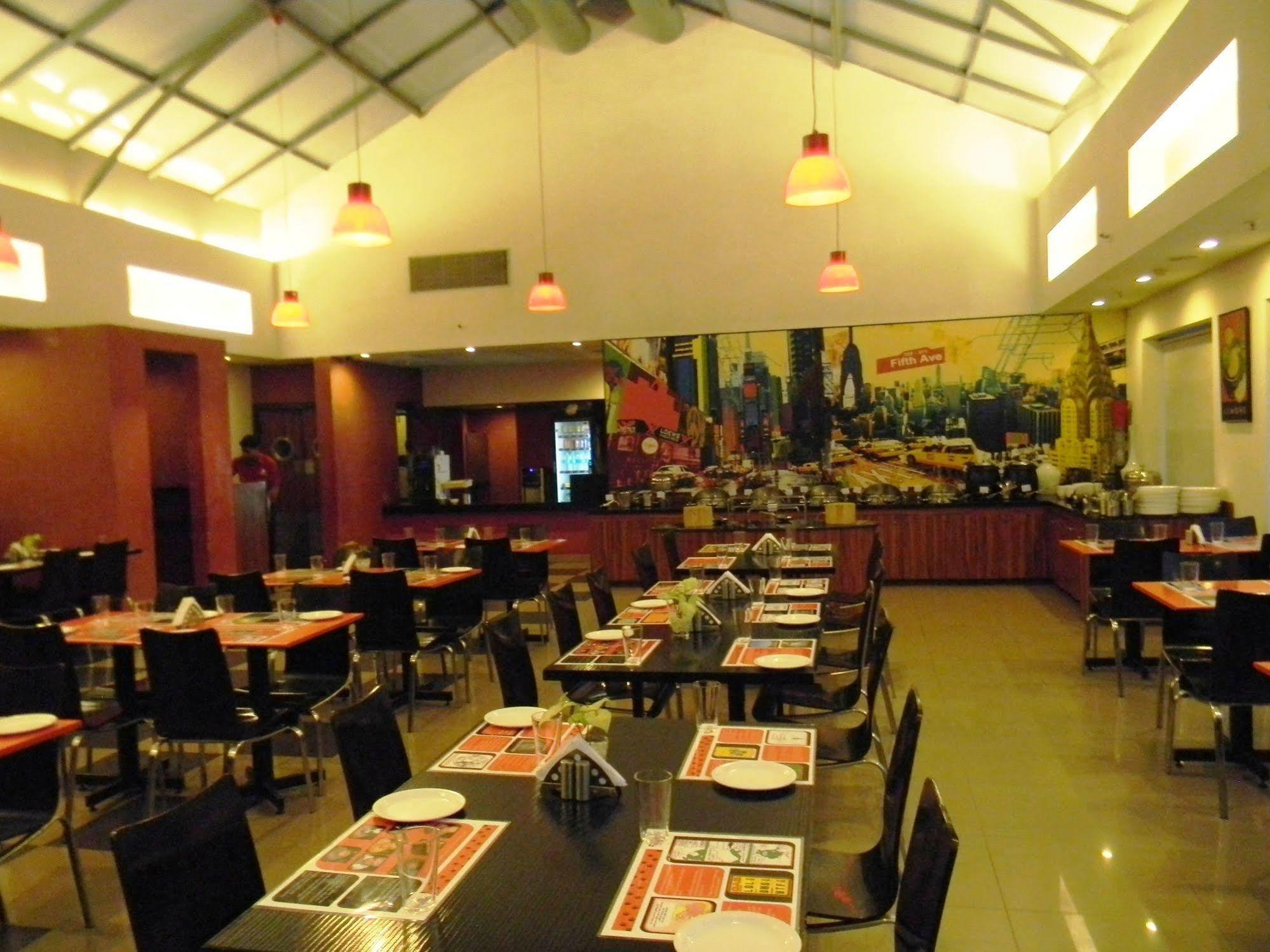 Red Fox By Lemon Tree Hotels, East Delhi Luaran gambar